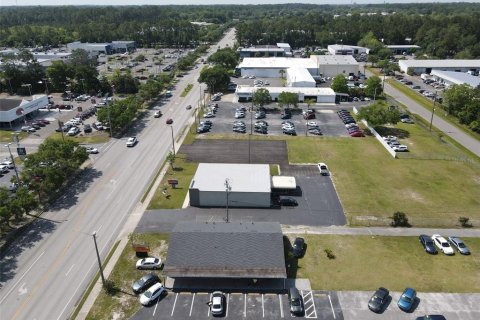 Propiedad comercial en alquiler en Gainesville, Florida, 277.68 m2 № 1440577 - foto 5