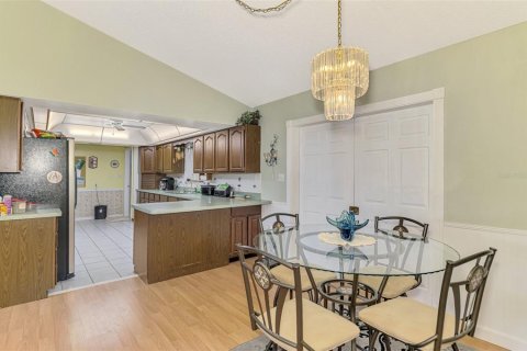 House in Venice, Florida 3 bedrooms, 180.97 sq.m. № 1591887 - photo 12