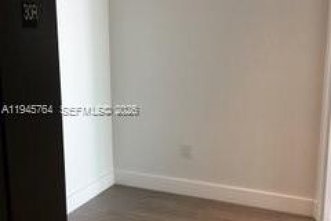 Снять в аренду кондоминиум в Майами, Флорида 1 спальня, 73.39м2, № 2002064 - фото 13