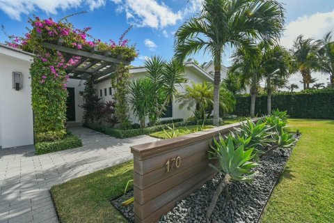 Casa en alquiler en Jupiter Inlet Colony, Florida, 4 dormitorios, 235.32 m2 № 2253069 - foto 2