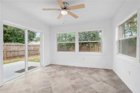 Villa ou maison à vendre à Clearwater, Floride: 2 chambres, 108.51 m2 № 2388900 - photo 12
