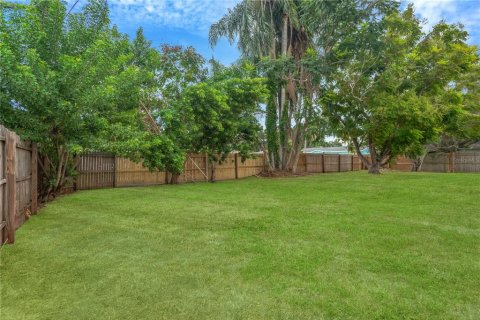 Villa ou maison à vendre à Clearwater, Floride: 2 chambres, 108.51 m2 № 2388900 - photo 23