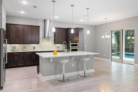 Casa en venta en Orlando, Florida, 7 dormitorios, 480.21 m2 № 1899670 - foto 18