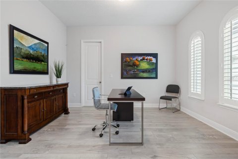 Casa en venta en Orlando, Florida, 7 dormitorios, 480.21 m2 № 1899670 - foto 8