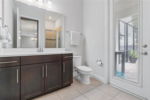Casa en venta en Orlando, Florida, 7 dormitorios, 480.21 m2 № 1899670 - foto 28