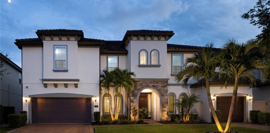 Casa en Orlando, Florida 7 dormitorios, 480.21 m2 № 1899670