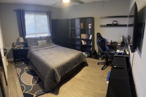 Casa en alquiler en Sunrise, Florida, 3 dormitorios, 153.29 m2 № 2006598 - foto 5