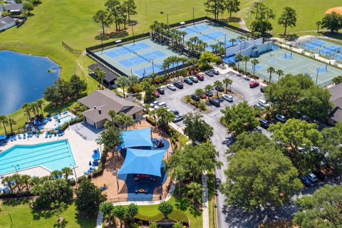 House in Orlando, Florida 4 bedrooms, 164.62 sq.m. № 2272950 - photo 22
