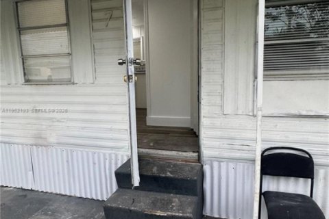 Снять в аренду квартиру в Халландейл-Бич, Флорида 1 спальня, 51.1м2, № 2006570 - фото 13