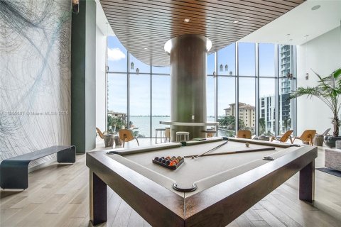 Condominio en alquiler en Miami, Florida, 2 dormitorios, 101.73 m2 № 1937281 - foto 22
