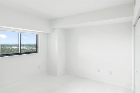 Condominio en alquiler en Miami, Florida, 2 dormitorios, 101.73 m2 № 1937281 - foto 4