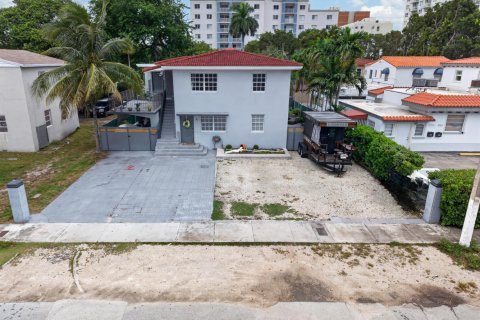 Immobilier commercial à vendre à Miami, Floride № 2399751 - photo 6
