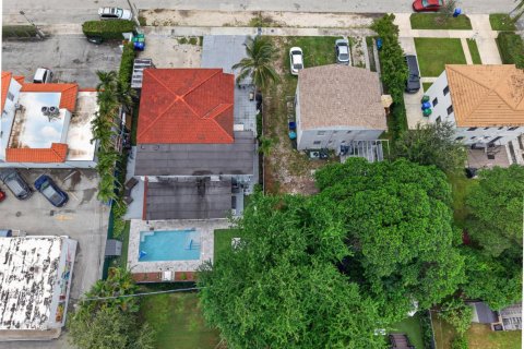 Immobilier commercial à vendre à Miami, Floride № 2399751 - photo 10