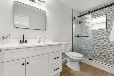 Villa ou maison à vendre à Sarasota, Floride: 4 chambres, 131.55 m2 № 2337290 - photo 20