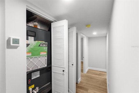 Villa ou maison à vendre à Sarasota, Floride: 4 chambres, 131.55 m2 № 2337290 - photo 18