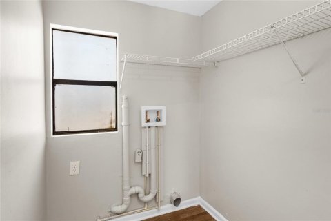 House in Jacksonville, Florida 3 bedrooms, 175.4 sq.m. № 1576293 - photo 22