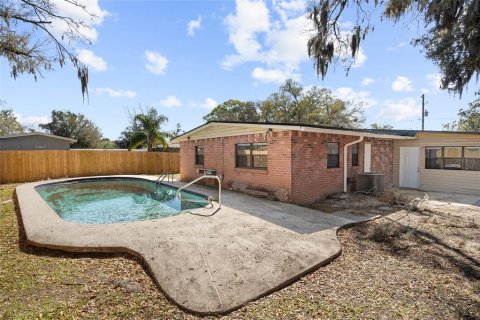 House in Jacksonville, Florida 3 bedrooms, 175.4 sq.m. № 1576293 - photo 2