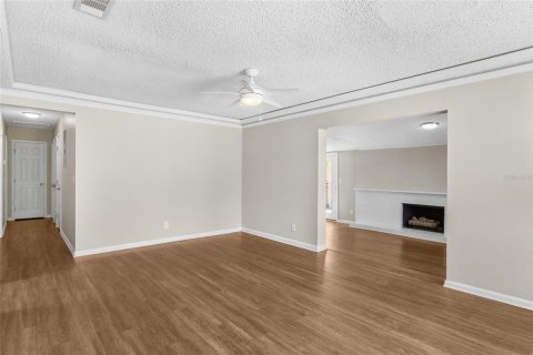House in Jacksonville, Florida 3 bedrooms, 175.4 sq.m. № 1576293 - photo 10