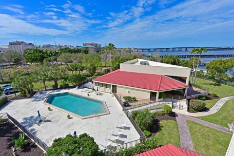 Condominio en venta en Bradenton, Florida, 2 dormitorios, 118.17 m2 № 2142437 - foto 21