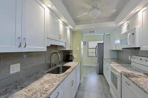Condominio en venta en Bradenton, Florida, 2 dormitorios, 118.17 m2 № 2142437 - foto 10
