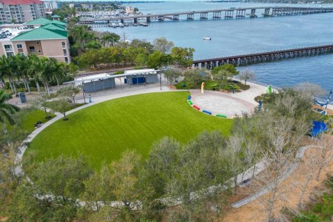 Condominio en venta en Bradenton, Florida, 2 dormitorios, 118.17 m2 № 2142437 - foto 27