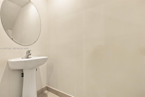 Купить таунхаус в Хомстед, Флорида 3 спальни, 131.36м2, № 2394673 - фото 13