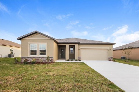 Casa en alquiler en Haines City, Florida, 3 dormitorios, 157.56 m2 № 1866223 - foto 1