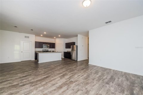 Casa en alquiler en Haines City, Florida, 3 dormitorios, 157.56 m2 № 1866223 - foto 6