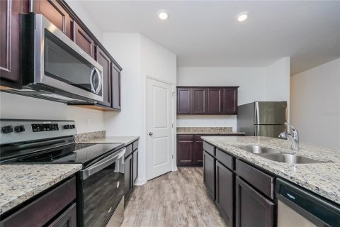 Casa en alquiler en Haines City, Florida, 3 dormitorios, 157.56 m2 № 1866223 - foto 9