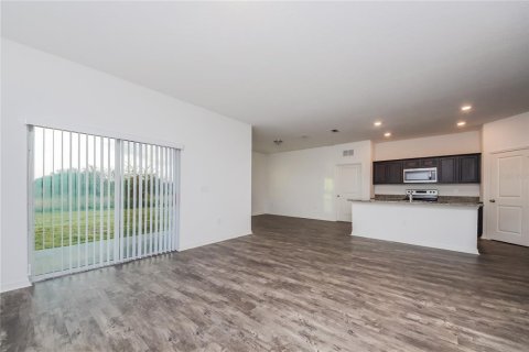 Casa en alquiler en Haines City, Florida, 3 dormitorios, 157.56 m2 № 1866223 - foto 5