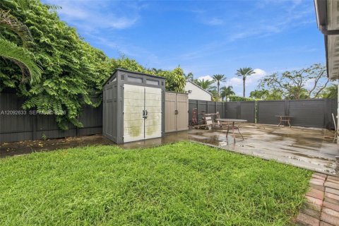 Villa ou maison à vendre à Miami Springs, Floride: 2 chambres, 100.8 m2 № 2384651 - photo 26