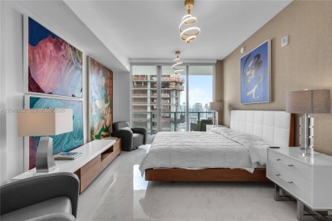 Condominio en alquiler en Miami, Florida, 3 dormitorios, 160.81 m2 № 2269115 - foto 14