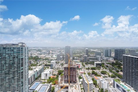 Condominio en alquiler en Miami, Florida, 3 dormitorios, 160.81 m2 № 2269115 - foto 29