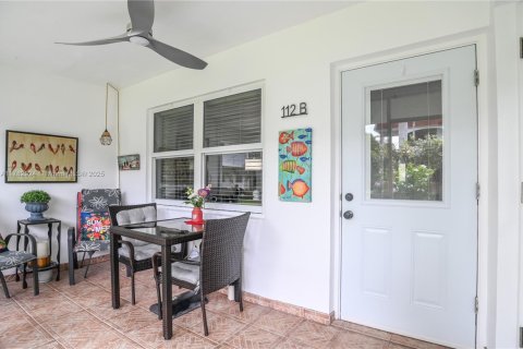 Condominio en venta en Hallandale Beach, Florida, 2 dormitorios, 111.48 m2 № 1861175 - foto 4