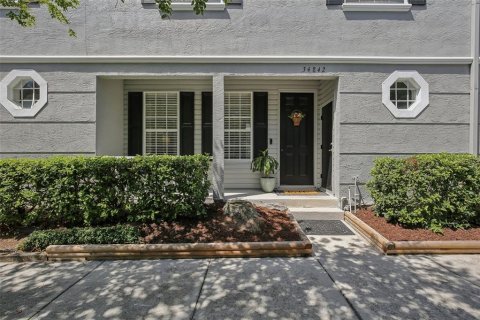 Adosado en venta en Zephyrhills, Florida, 3 dormitorios, 166.95 m2 № 2200526 - foto 2