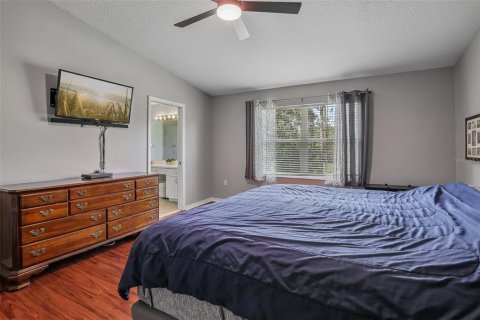 Adosado en venta en Zephyrhills, Florida, 3 dormitorios, 166.95 m2 № 2200526 - foto 17