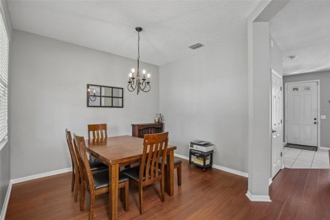 Adosado en venta en Zephyrhills, Florida, 3 dormitorios, 166.95 m2 № 2200526 - foto 15