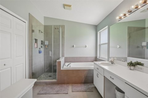 Adosado en venta en Zephyrhills, Florida, 3 dormitorios, 166.95 m2 № 2200526 - foto 7