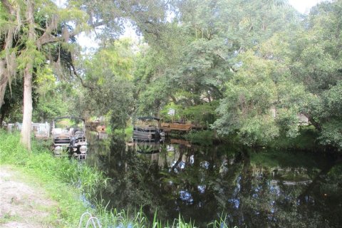 Villa ou maison à vendre à Kissimmee, Floride: 4 chambres, 192.87 m2 № 2415536 - photo 15