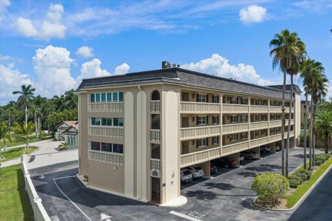 Condo à Belleair Bluffs, Floride, 2 chambres  № 2399458