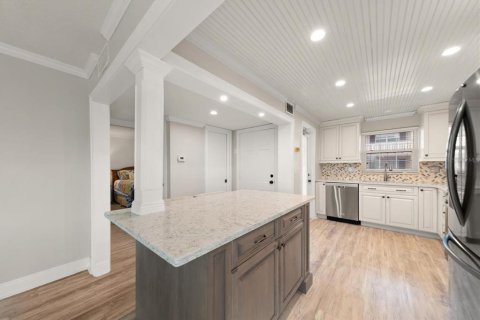 Copropriété à vendre à Belleair Bluffs, Floride: 2 chambres, 130.06 m2 № 2399458 - photo 6