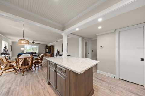 Copropriété à vendre à Belleair Bluffs, Floride: 2 chambres, 130.06 m2 № 2399458 - photo 4