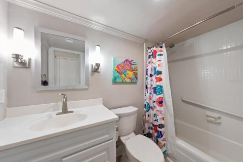 Copropriété à vendre à Belleair Bluffs, Floride: 2 chambres, 130.06 m2 № 2399458 - photo 21