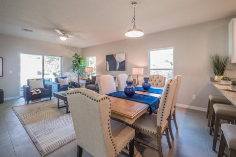 Casa en alquiler en Poinciana, Florida, 4 dormitorios, 157.1 m2 № 1677380 - foto 9