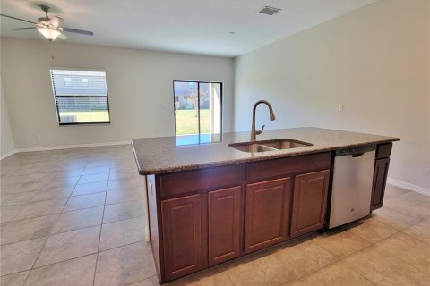 Touwnhouse à louer à Land O' Lakes, Floride: 3 chambres, 148.74 m2 № 1808502 - photo 17