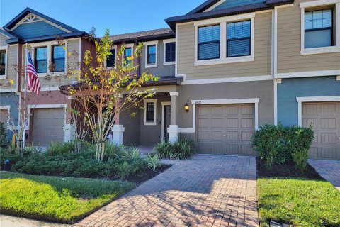 Touwnhouse à louer à Land O' Lakes, Floride: 3 chambres, 148.74 m2 № 1808502 - photo 1