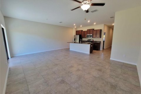 Touwnhouse à louer à Land O' Lakes, Floride: 3 chambres, 148.74 m2 № 1808502 - photo 6