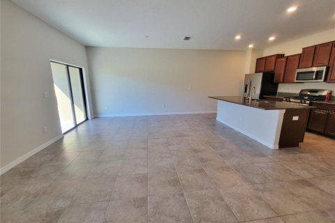 Touwnhouse à louer à Land O' Lakes, Floride: 3 chambres, 148.74 m2 № 1808502 - photo 9