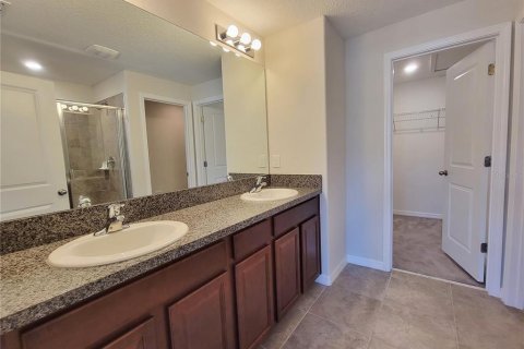 Touwnhouse à louer à Land O' Lakes, Floride: 3 chambres, 148.74 m2 № 1808502 - photo 25