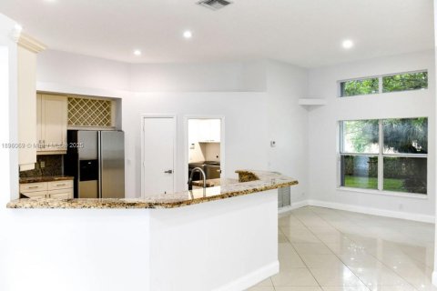 Casa en alquiler en Parkland, Florida, 4 dormitorios, 217.76 m2 № 1951605 - foto 18